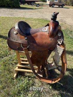 15.5 corriente trophy saddle basket weave tooling 7 gullet FQHB