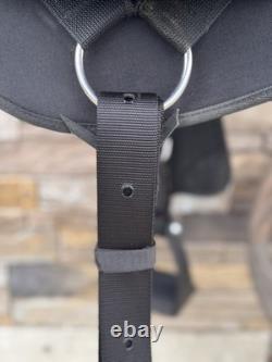 15 Abetta Hornless Trail Saddle, Western Saddle, Black Color, Clean
