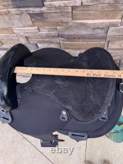 15 Abetta Hornless Trail Saddle, Western Saddle, Black Color, Clean