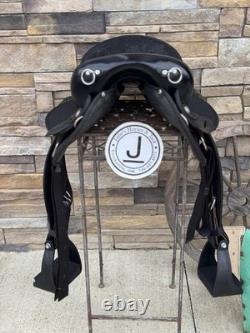 15 Abetta Hornless Trail Saddle, Western Saddle, Black Color, Clean