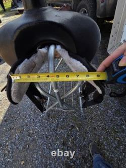 15 Abetta Western Saddle