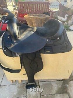 15 Big Horn Lightweight Western Trail Saddle & Some Extras