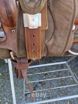 15 Bighorn Western Saddle