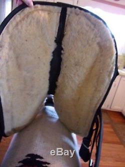 15'' Black Abetta Western Trail Saddle Round Skirt Regular Qhbars