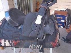 15'' Black Big Horn # 270 Western Barrel Trail saddle QH BAR LEATHER/CORDURA 15'' Black Big Horn # 270 Western Barrel Trail saddle QH BAR LEATHER/CORDURA