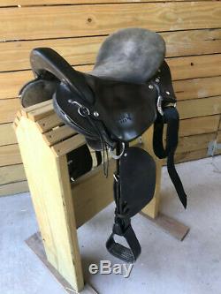 15 Black Kuda Western Style Paso Fino Gaited Trail Horse Saddle with Suede Seat