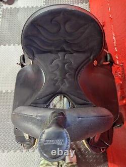 15 Black Wintec Western Saddle SQHB