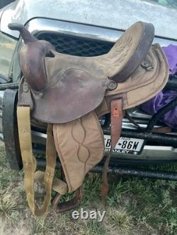 15 Brown Big Horn Western Barrel/ Trail saddle QH bars, leather /cordura