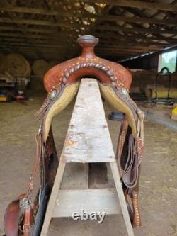 15 Buck Stitch Longhorn Tooled Leather Western Saddle & Matching Back Cinch