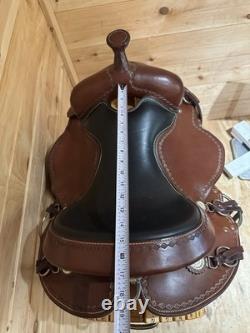 15 Cashel Round Skirt by Martin Saddlery Western Trail Saddle (2014)