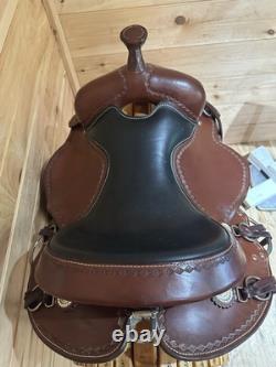 15 Cashel Round Skirt by Martin Saddlery Western Trail Saddle (2014)