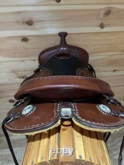15 Cashel Round Skirt by Martin Saddlery Western Trail Saddle (2014)