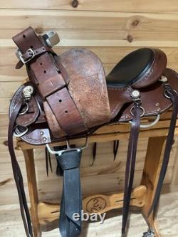 15 Cashel Round Skirt by Martin Saddlery Western Trail Saddle (2014)