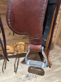 15 Cashel Round Skirt by Martin Saddlery Western Trail Saddle (2014)