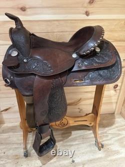 15 Circle Y Arabian Park & Trail Western Trail Saddle Model 3940