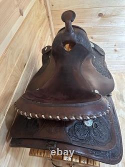 15 Circle Y Arabian Park & Trail Western Trail Saddle Model 3940