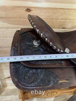 15 Circle Y Arabian Park & Trail Western Trail Saddle Model 3940
