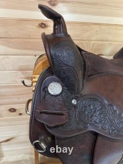 15 Circle Y Arabian Park & Trail Western Trail Saddle Model 3940