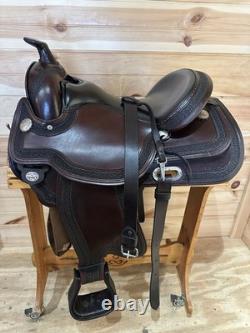 15 Circle Y Arabian Western Trail Saddle Model 2141