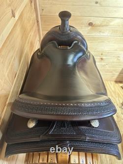 15 Circle Y Arabian Western Trail Saddle Model 2141