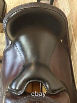 15 Circle Y Arabian Western Trail Saddle Model 2141