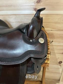 15 Circle Y Arabian Western Trail Saddle Model 2141
