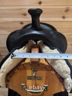 15 Circle Y High Horse Daisetta Western Trail Saddle Model 6914 (2021 Year)