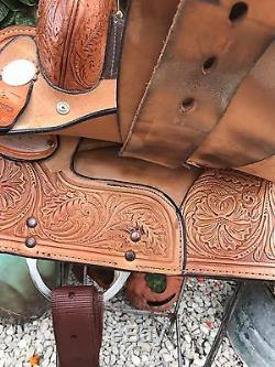 15 Circle Y- The Proven Barrel Saddle- Gently Used- Sharp