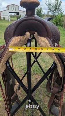 15 Circle Y Western Saddle