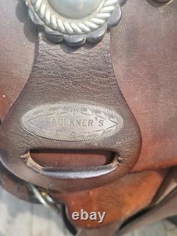 15 Circle Y Western Saddle. Vintage. 8 Gullet