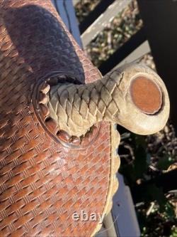 15 Double JJ Silver Conchos Show Saddle, Rodeo, Cowboy Western, Cheyenne Wyo PU