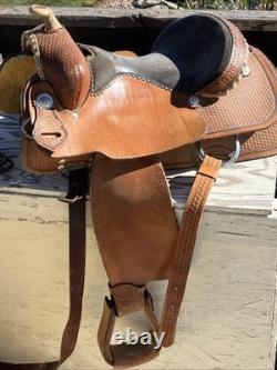 15 Double JJ Silver Conchos Show Saddle, Rodeo, Cowboy Western, Cheyenne Wyo PU