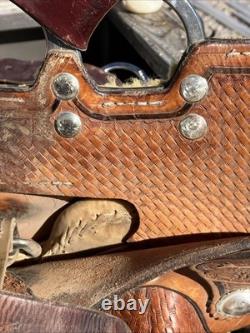 15 Double JJ Silver Conchos Show Saddle, Rodeo, Cowboy Western, Cheyenne Wyo PU