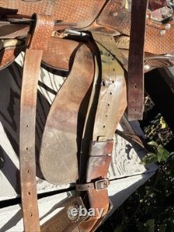 15 Double JJ Silver Conchos Show Saddle, Rodeo, Cowboy Western, Cheyenne Wyo PU