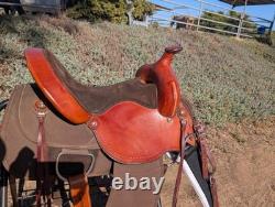 15 Fabtron Lady Trail Western Saddle Used Condition