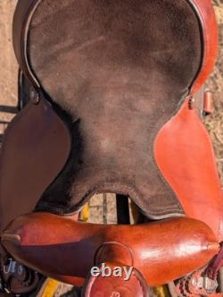 15 Fabtron Lady Trail Western Saddle Used Condition