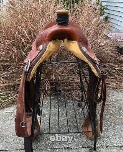 15 GARROUTTE (Circle G) Western Roping Saddle Oak Leaf Tooled