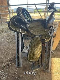 15 Green Black Synthetic Western Saddle Orange Fleece Leaf Design Silver