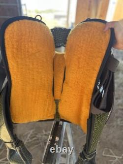 15 Green Black Synthetic Western Saddle Orange Fleece Leaf Design Silver
