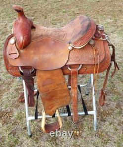 15 HEREFORD Textan Western Leather Tooled Saddle With Padded Seat