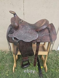 15 Hereford Textan Of Yoakum, TX Roping Or Ranch Western Saddle