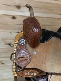 15 Hud Roberts HR Saddlery Barrel Racing Western Saddle