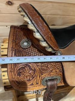 15 Hud Roberts HR Saddlery Barrel Racing Western Saddle