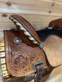 15 Hud Roberts HR Saddlery Barrel Racing Western Saddle