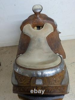 15 Inch Used Broken Horn Saddlery Western Show Saddle 1102-11646