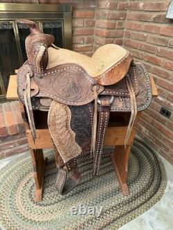 15 Inch Vintage Buckstiched Saddle With Leather Tooled Saddle Bags
