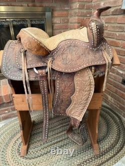 15 Inch Vintage Buckstiched Saddle With Leather Tooled Saddle Bags