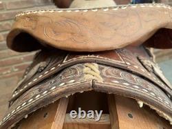 15 Inch Vintage Buckstiched Saddle With Leather Tooled Saddle Bags