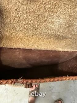 15 Inch Vintage Buckstiched Saddle With Leather Tooled Saddle Bags