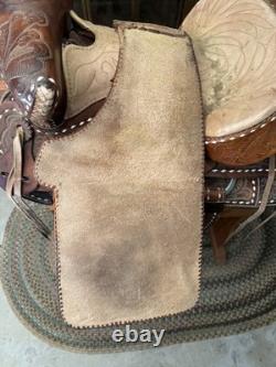 15 Inch Vintage Buckstiched Saddle With Leather Tooled Saddle Bags